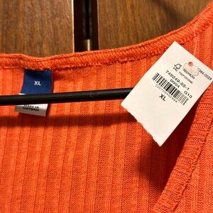 Elbow length ribbed shirt from Old Navy.